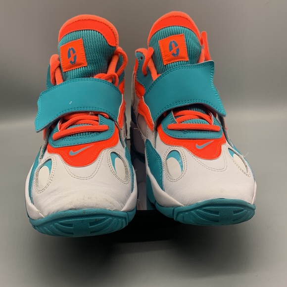 Nike Air Max Speed Turf Size 7Y (8.5 Women) - Picture 3 of 7